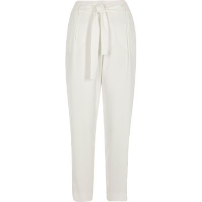 White tie waist tapered trousers